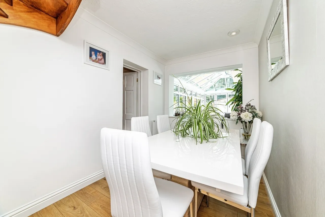 Newtown, Tadley, RG26, photo 12