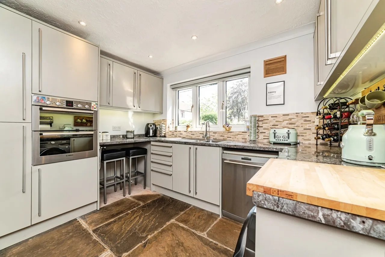 Newtown, Tadley, RG26, photo 7