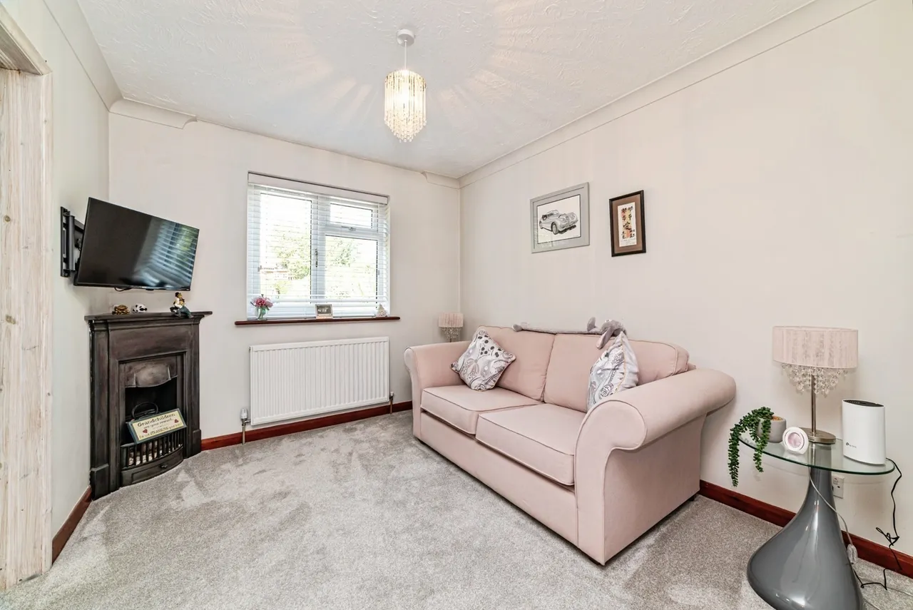 Newtown, Tadley, RG26, photo 15