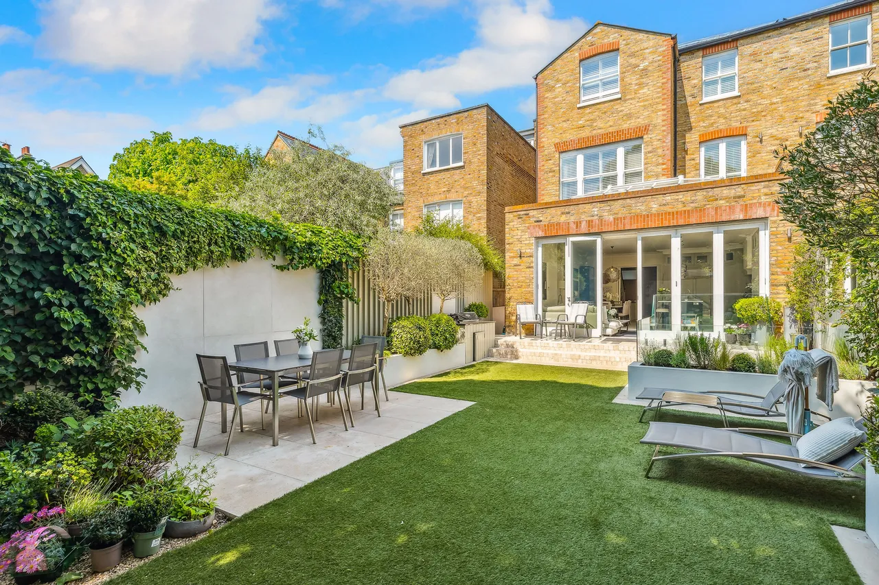 Nicosia Road, Wandsworth, South West London, photo 7