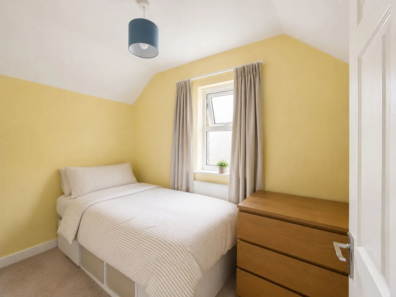 Woodhurst Road, Weston-Super-Mare, BS23, photo 18