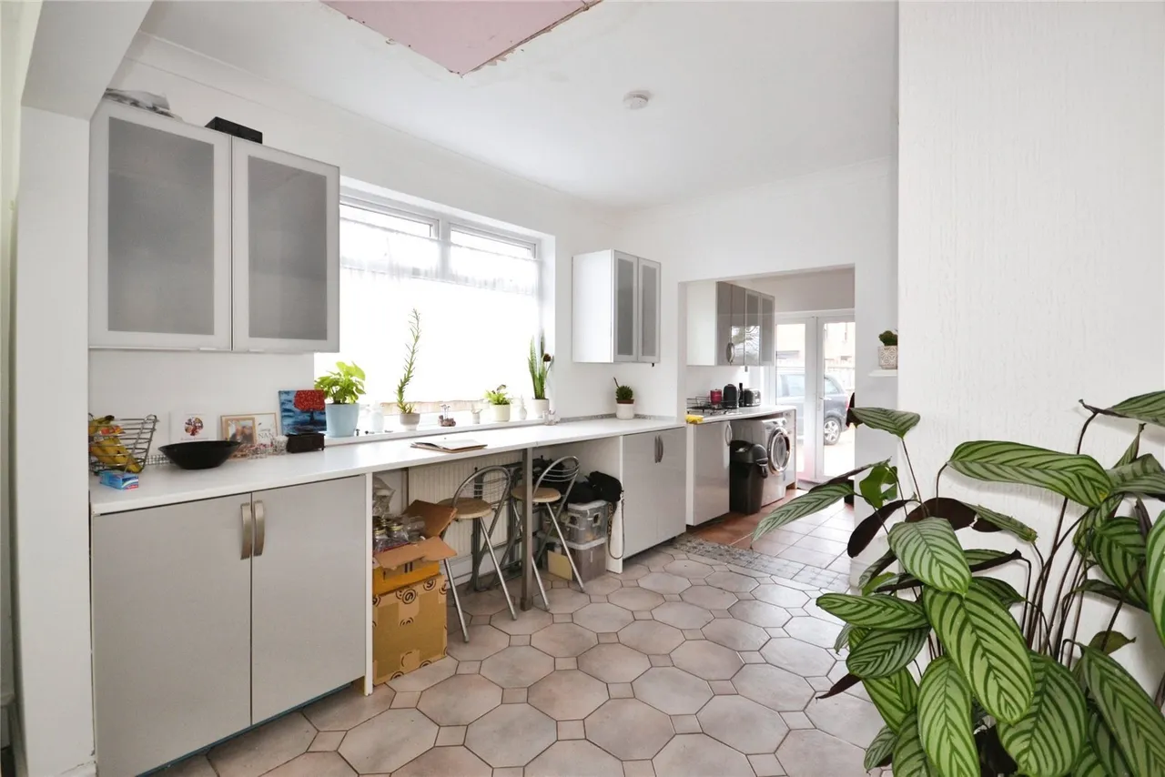 Peterborough Road, Farcet, Peterborough, Cambridgeshire, PE7, photo 9
