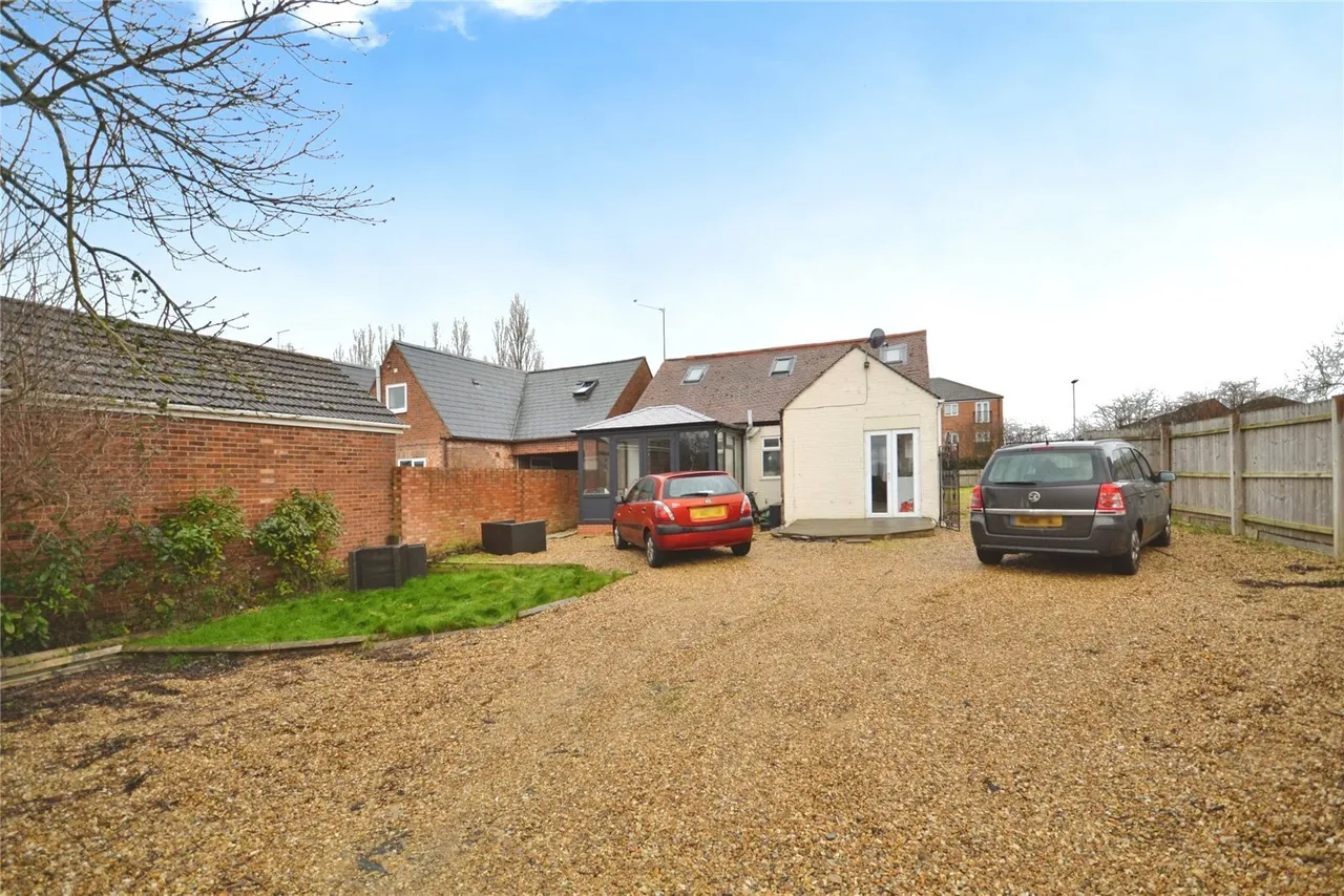 Peterborough Road, Farcet, Peterborough, Cambridgeshire, PE7, photo 3
