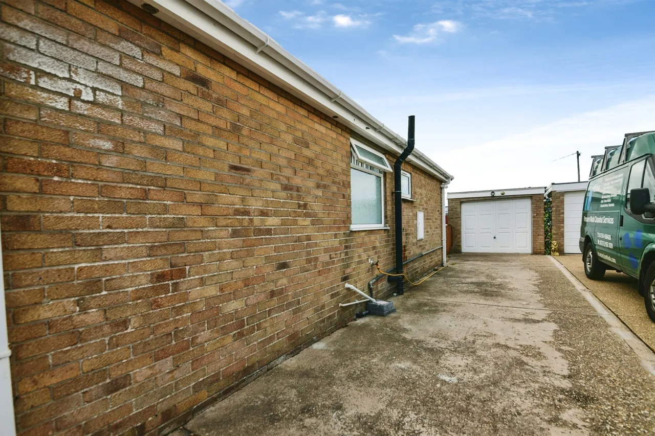Hurdman Way, Ingoldmells, PE25, photo 17