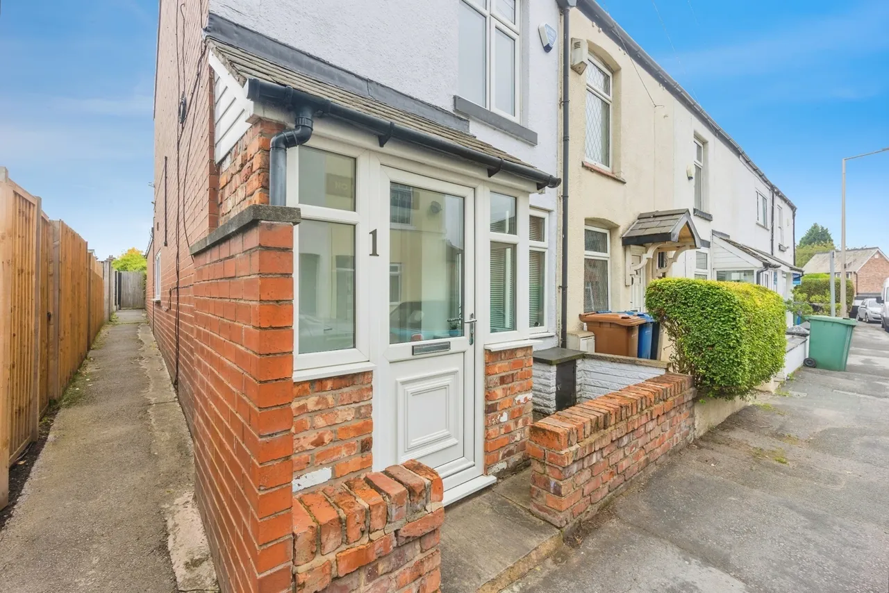 Bramhall Moor Lane, STOCKPORT, Cheshire, SK7, photo 17