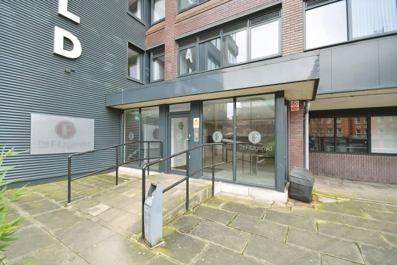 West Bar, Sheffield, S3, photo 5