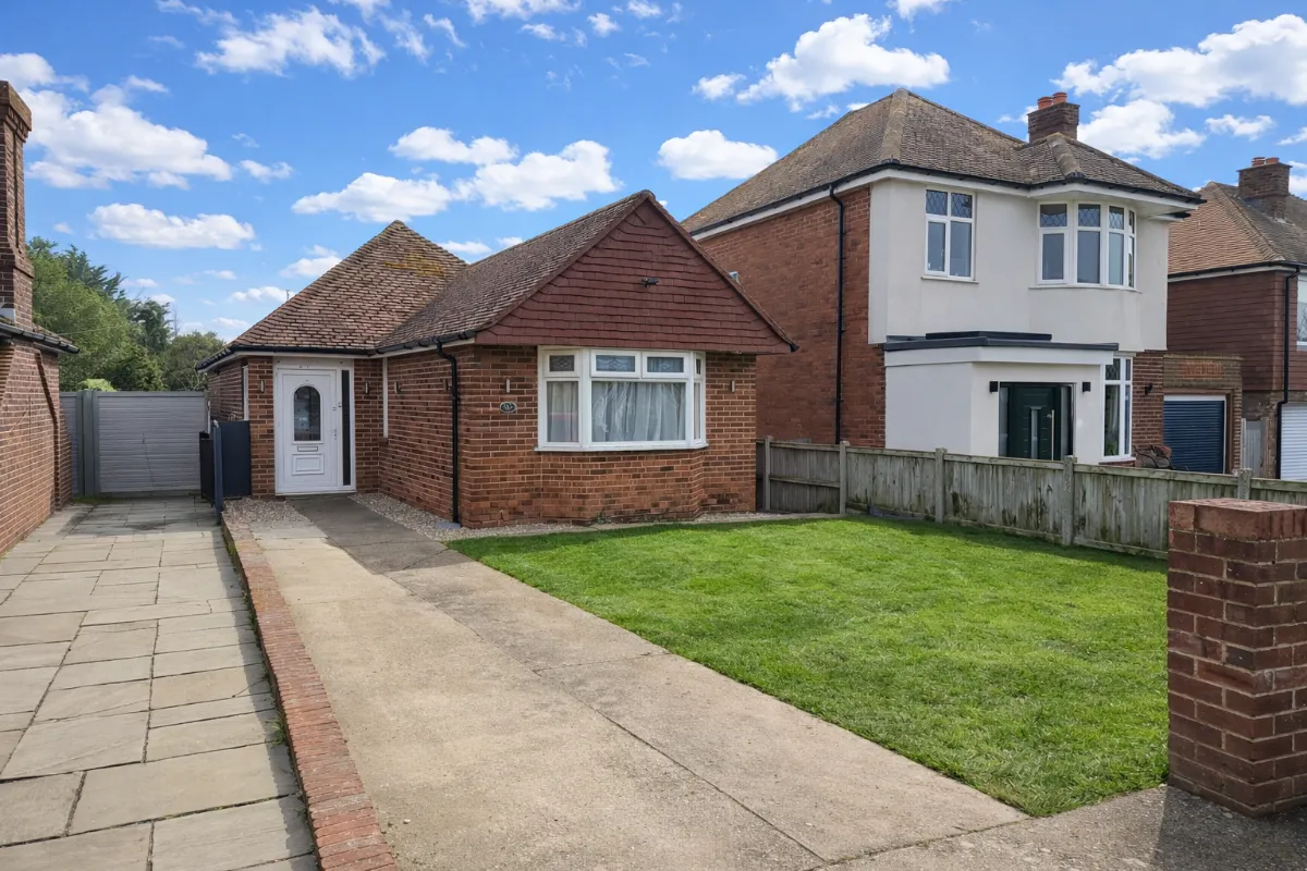 3 bed house for sale — Westbrook Avenue, Margate, Kent, CT9 5HH