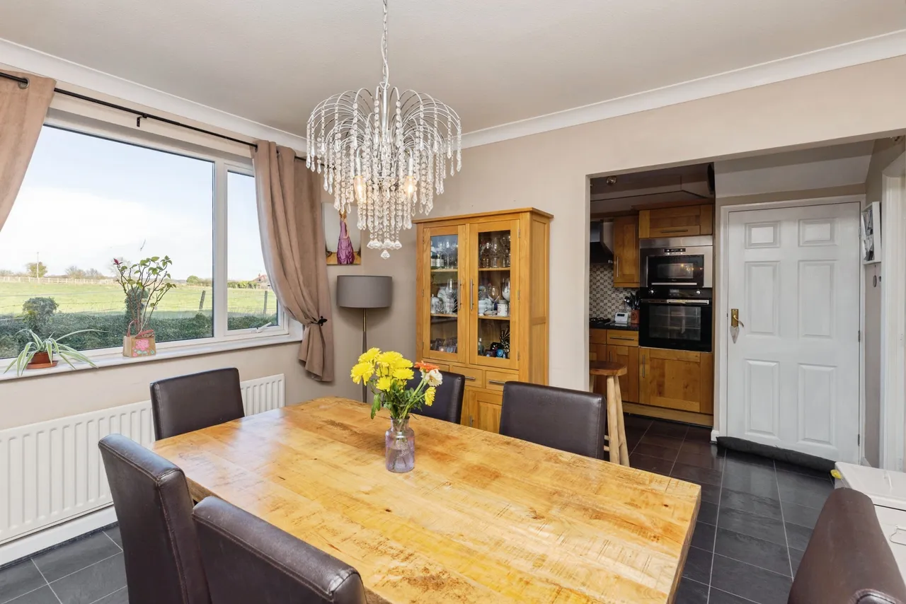 Hepworth Close, Mirfield, WF14, photo 8