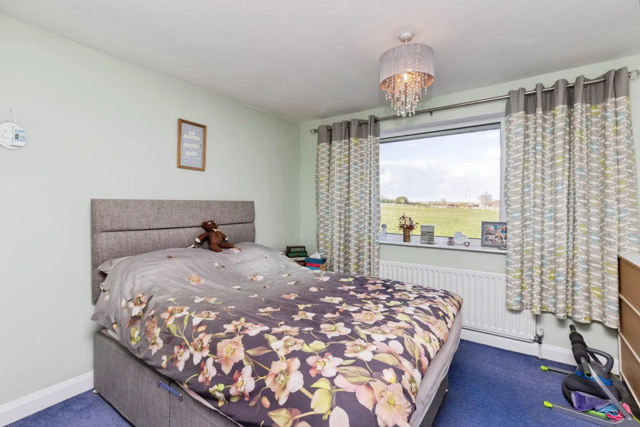 Hepworth Close, Mirfield, WF14, photo 10