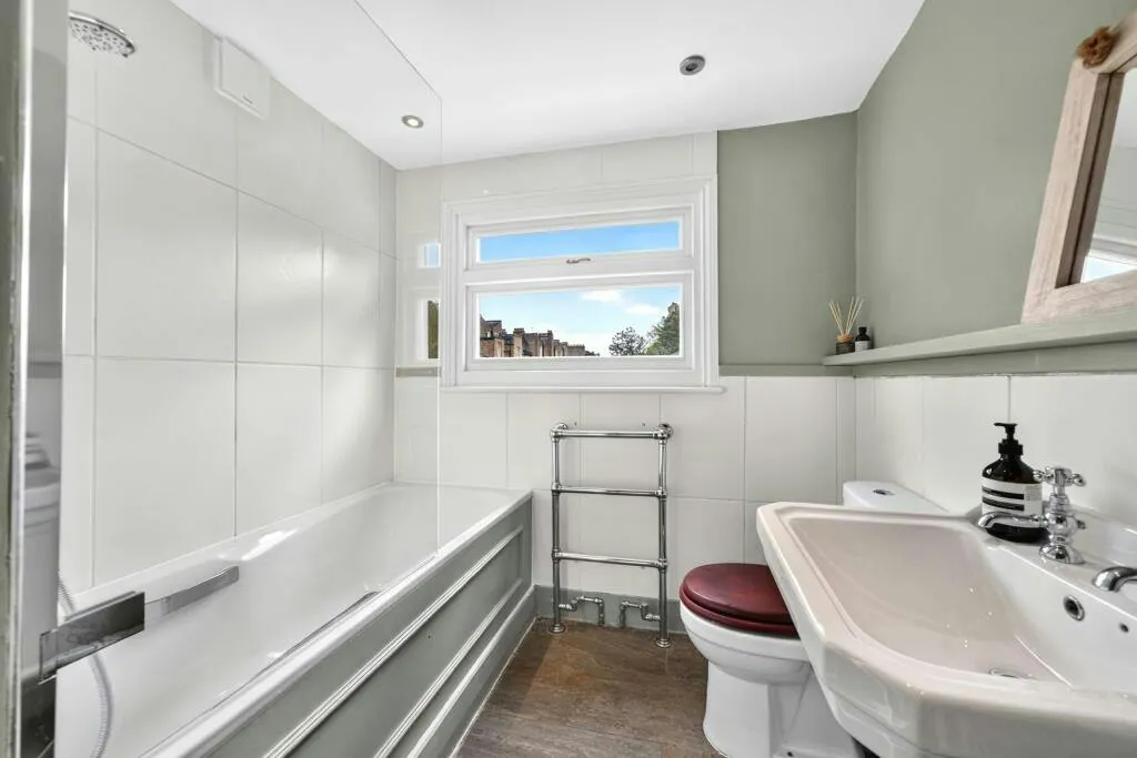 Thorne Road, London, SW8, photo 12