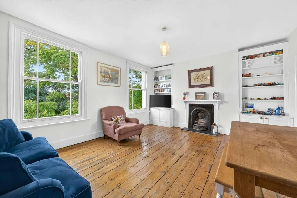 Thorne Road, London, SW8, photo 2