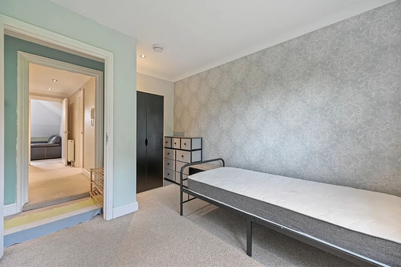 Devonshire Road, Pinner, HA5, photo 2