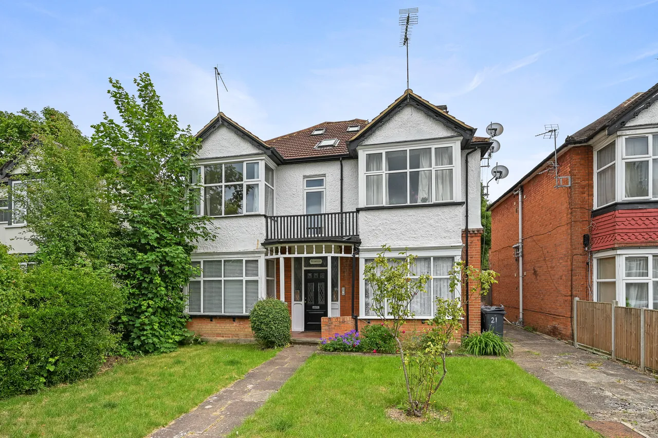 Devonshire Road, Pinner, HA5, photo 10