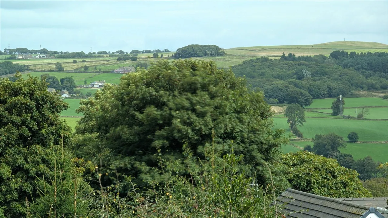 Kings Causeway, Marsden Heights, Nelson, Lancashire, BB9, photo 38