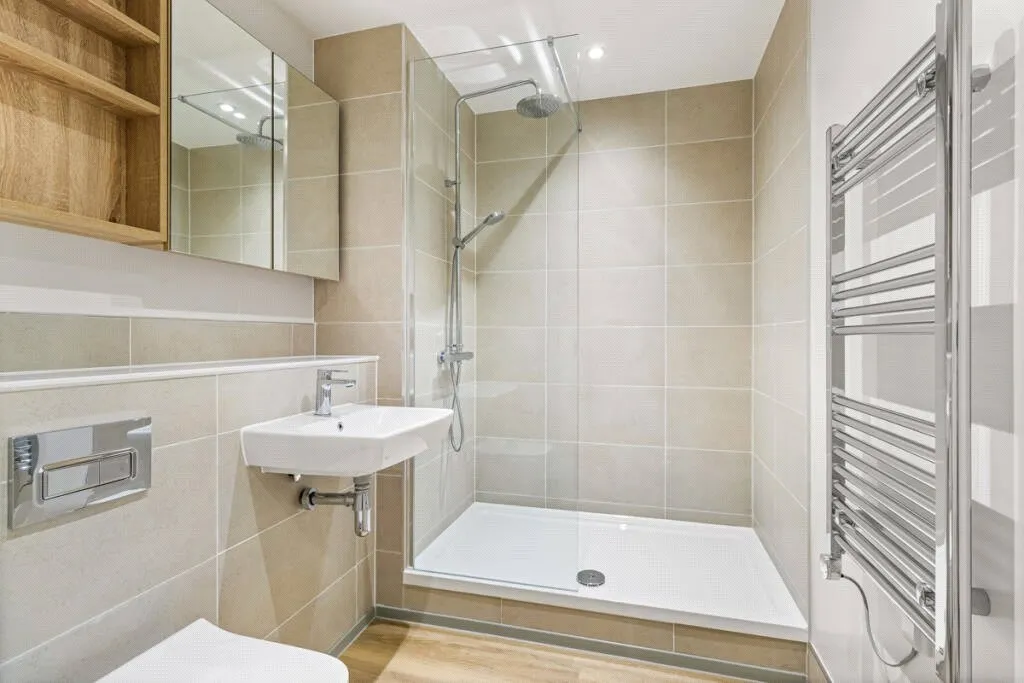 Mill Mead, Staines, TW18, photo 4