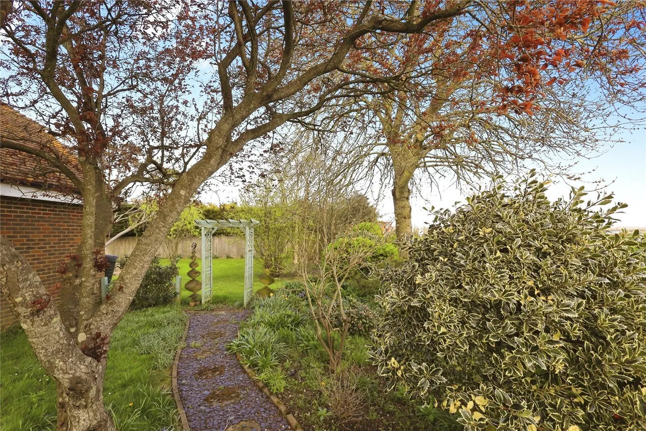 Berwick, Polegate, BN26, photo 29