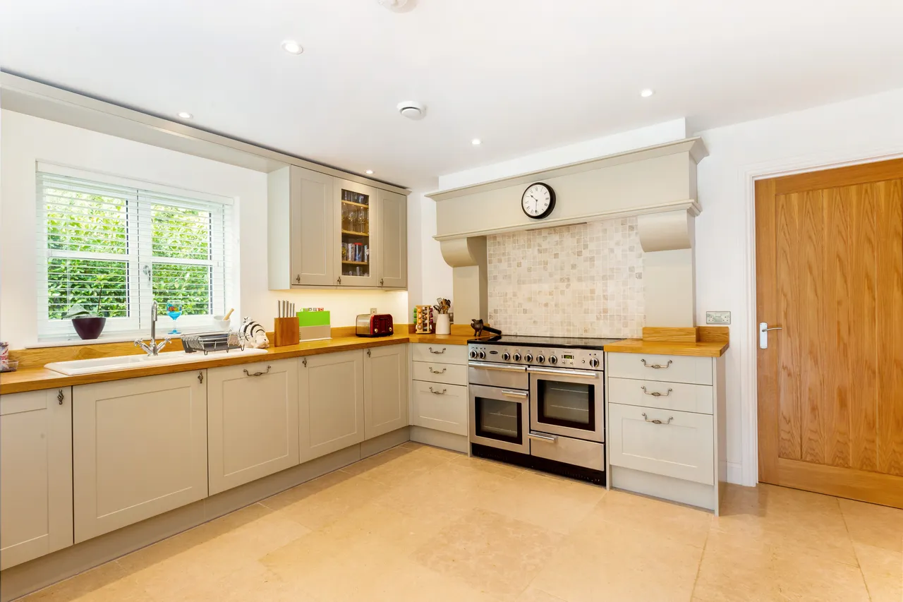 West Tytherley, Salisbury, SP5, photo 5