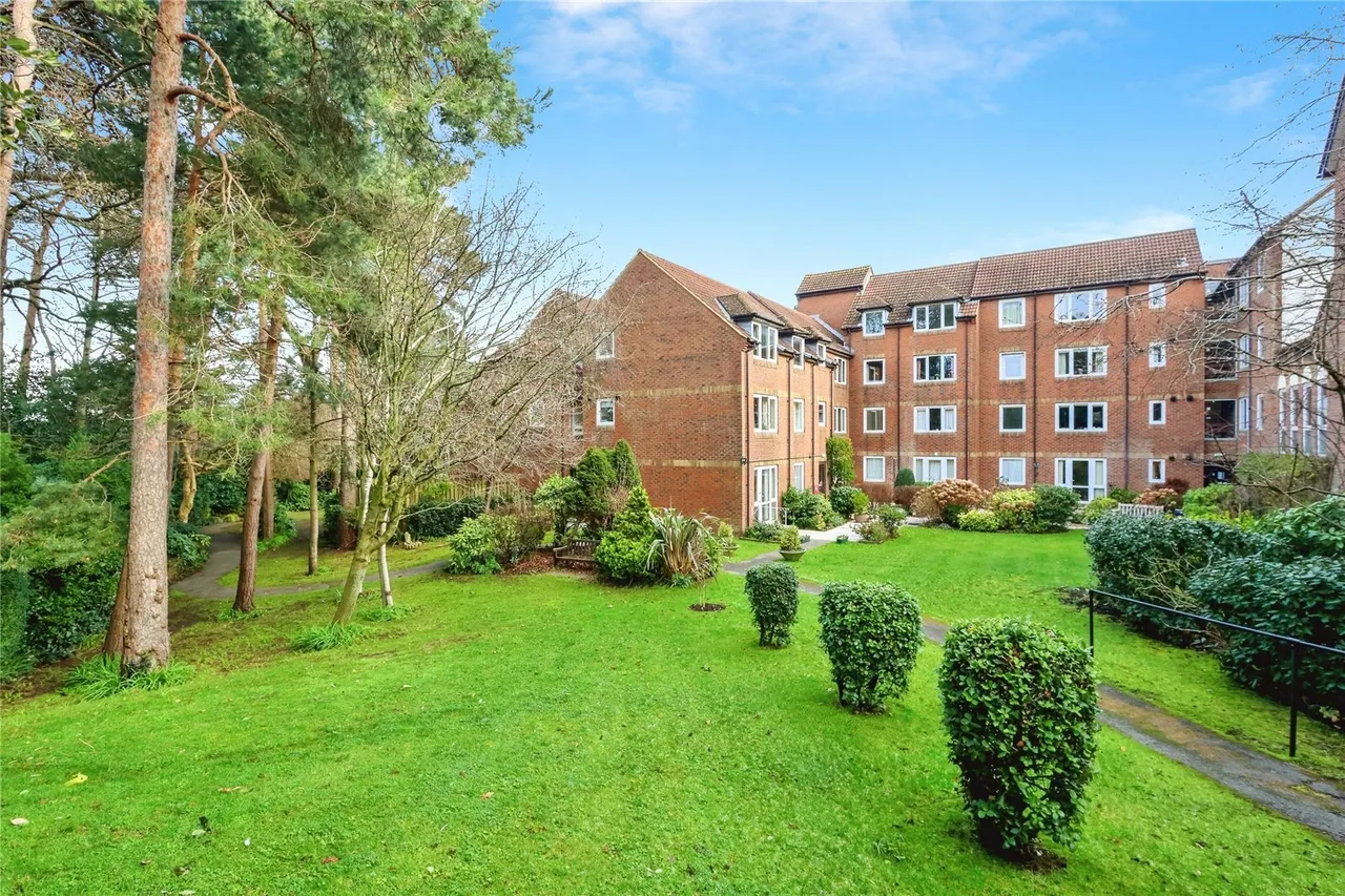 Queens Park West Drive, Queens Park, BH8, photo 4