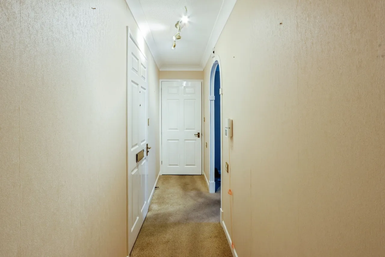 Queens Park West Drive, Queens Park, BH8, photo 15
