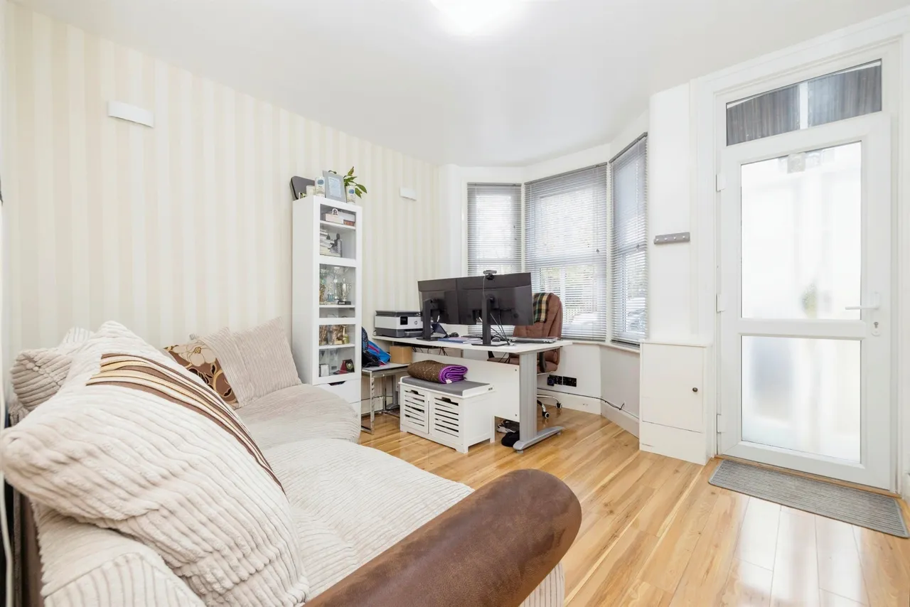 Ashby Road, Watford, WD24, photo 3