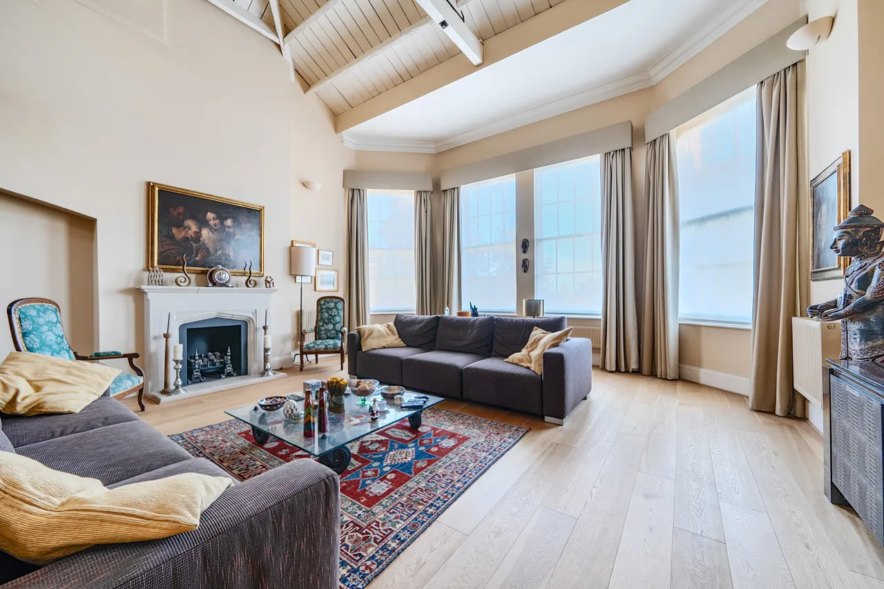 Royal Drive, London, N11, photo 11