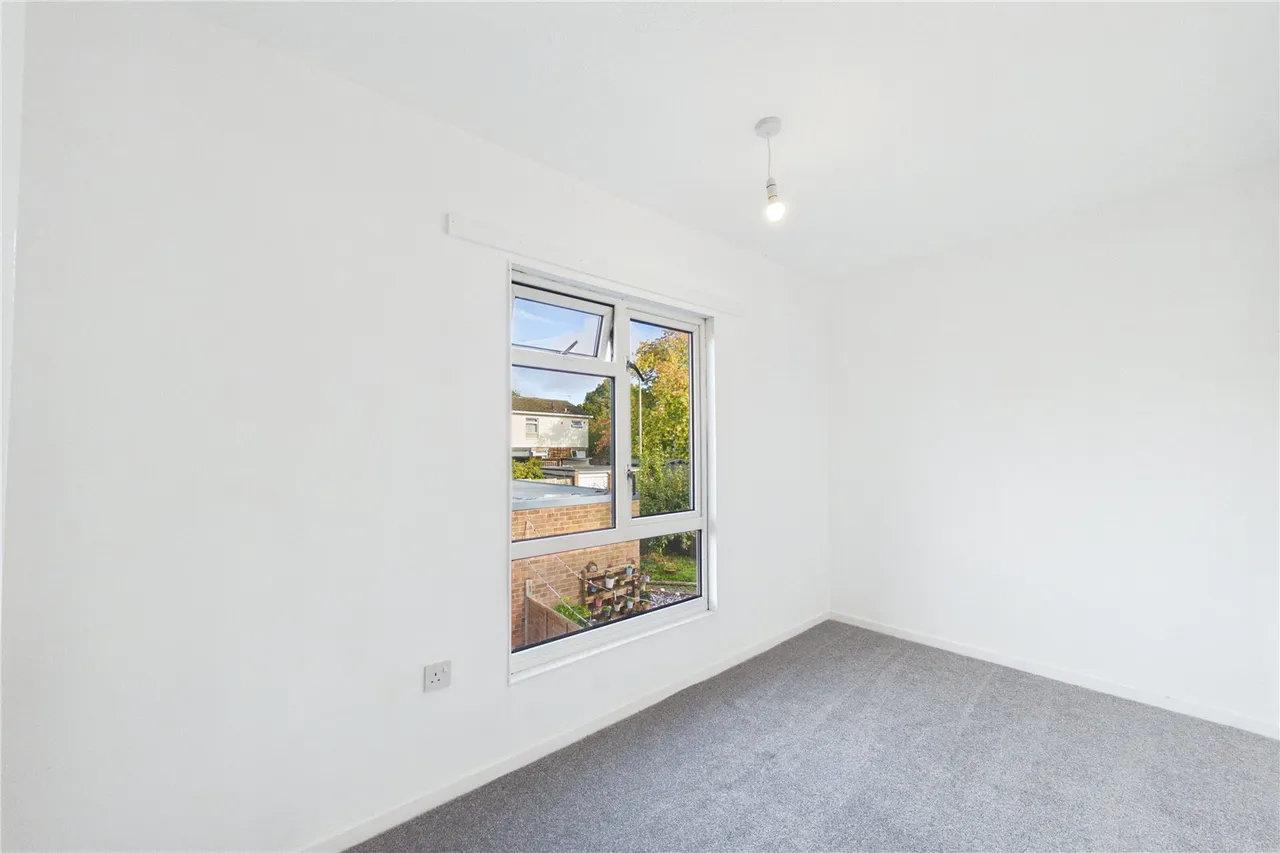 Dover Close, Basingstoke, RG23, photo 10