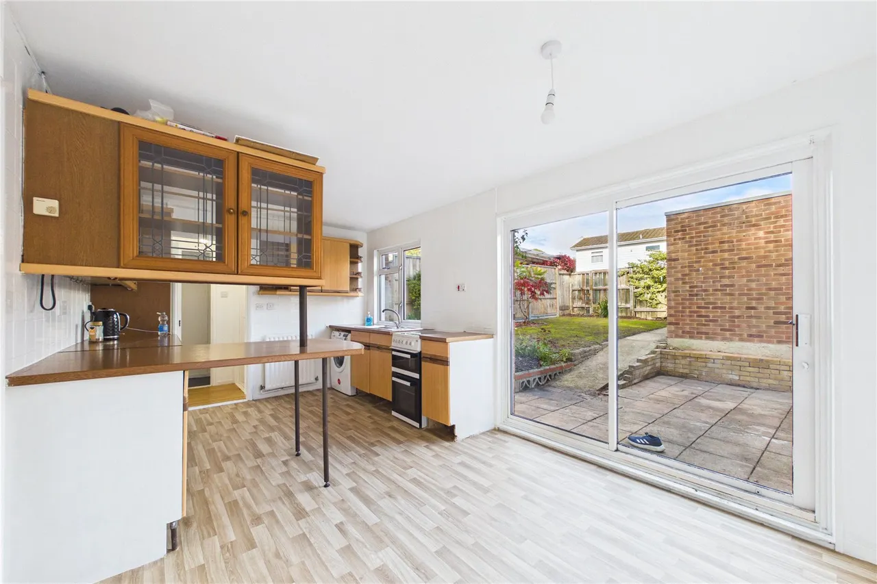 Dover Close, Basingstoke, RG23, photo 6