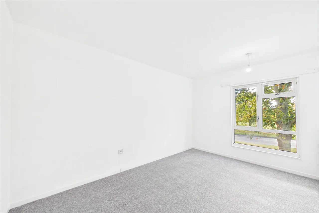 Dover Close, Basingstoke, RG23, photo 5