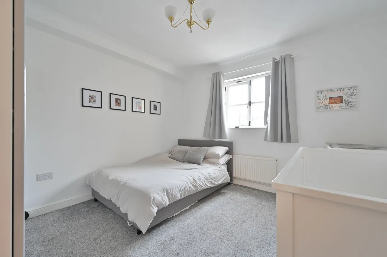 25 Dickinson Quay, Hemel Hempstead, photo 12