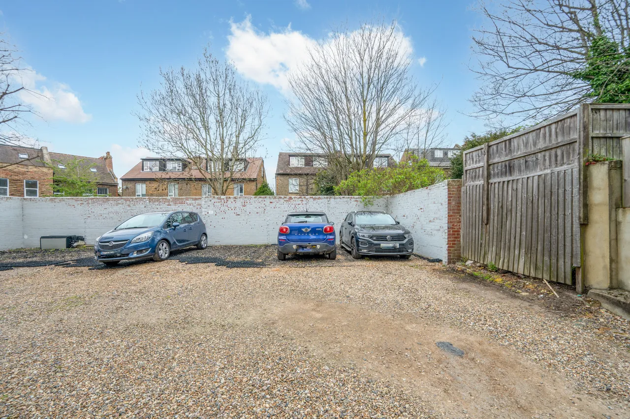 Flat 24b, The Elms, London, photo 12