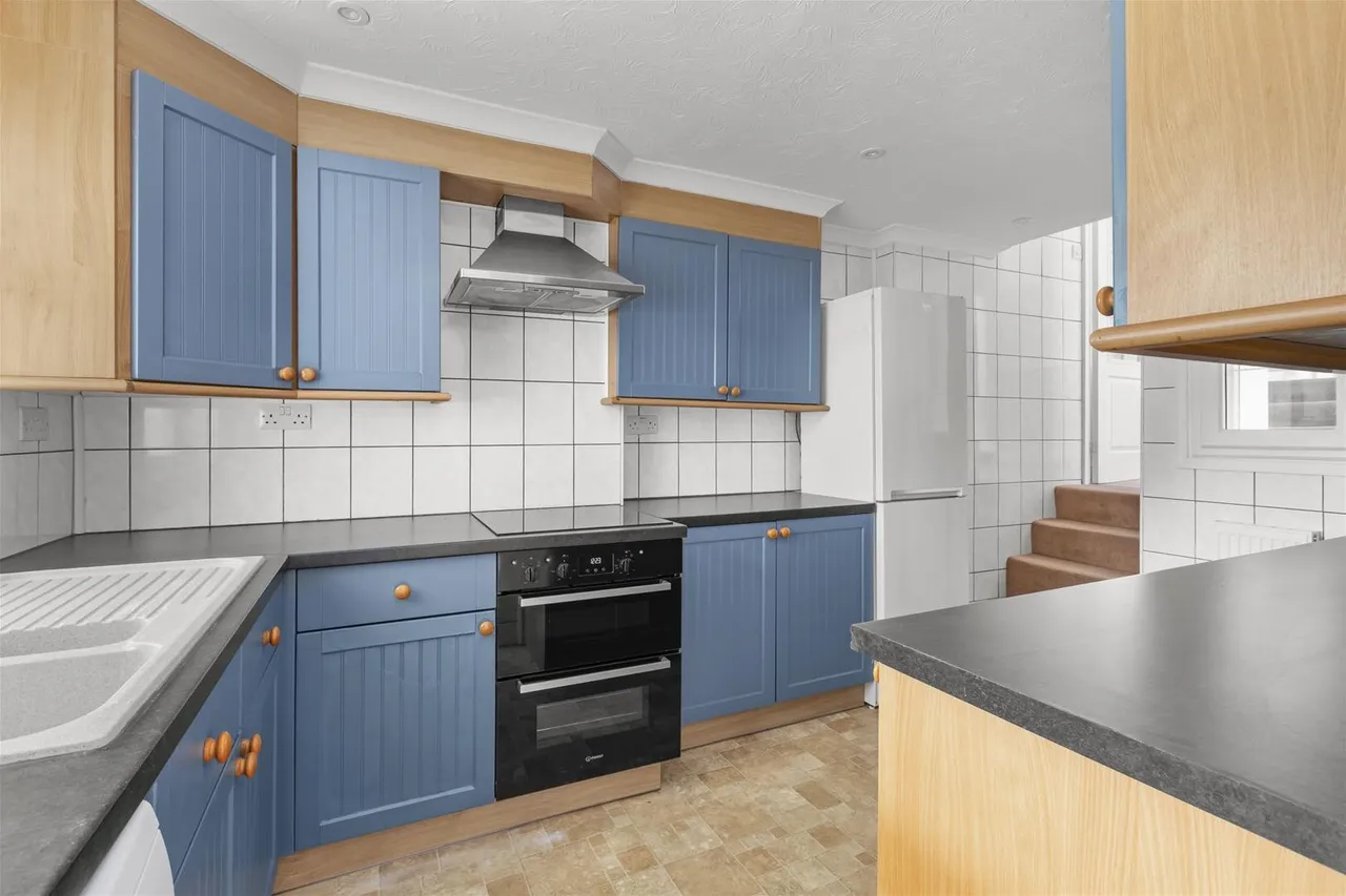 Totteridge Road, High Wycombe, HP13, photo 4