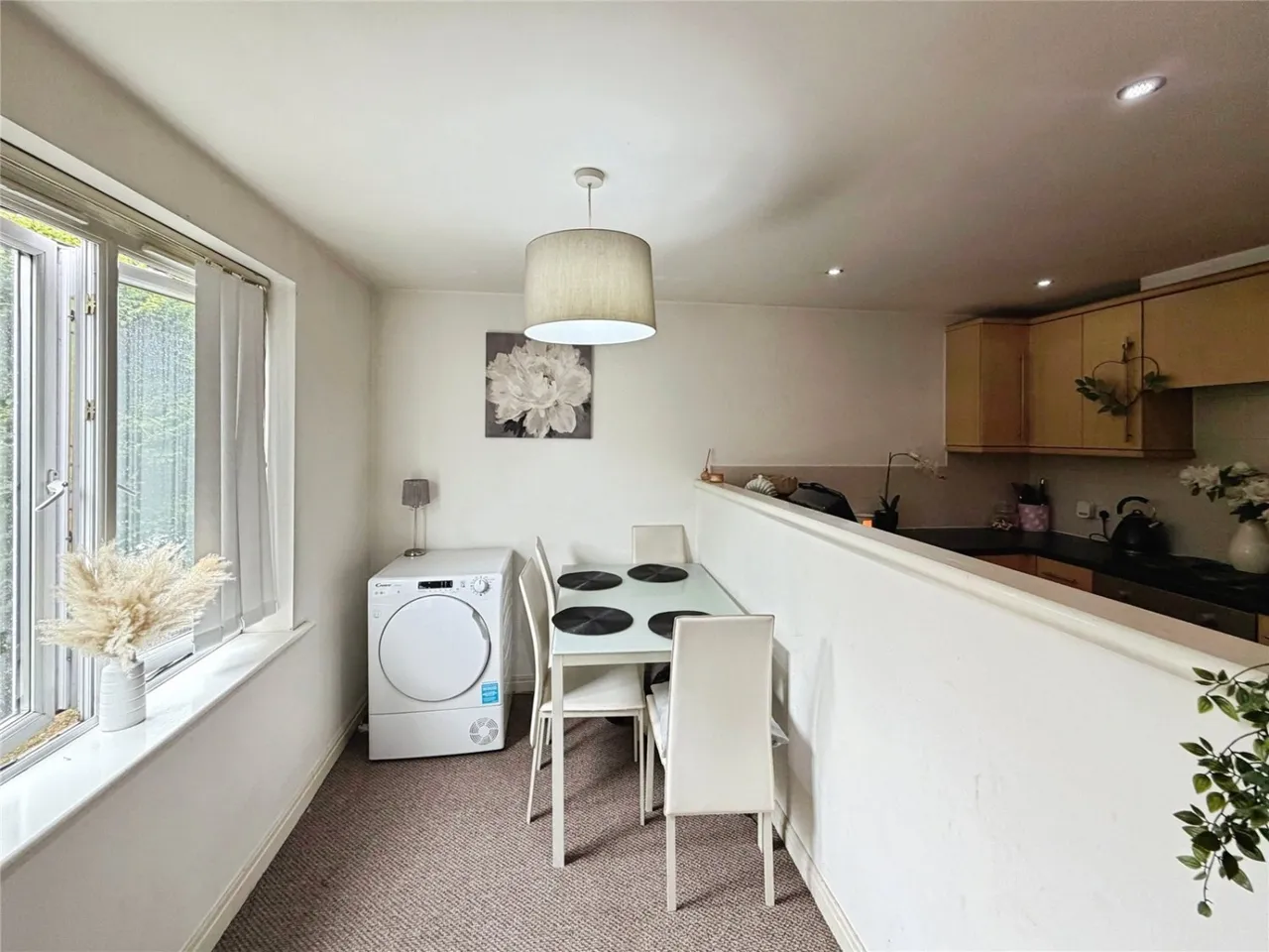 Alderman Road, Hunts Cross Village, L24, photo 4