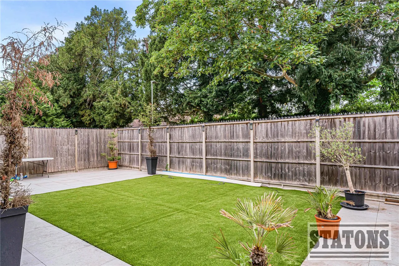 The Paddocks, Cockfosters, Barnet, EN4 9HY, photo 15