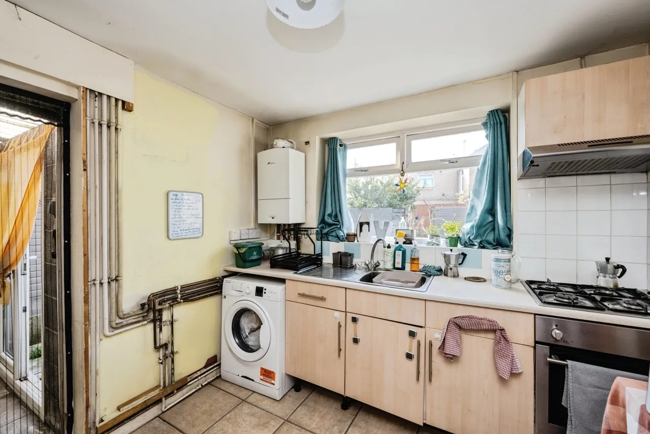 St. Teilo Street, Pontarddulais, SA4, photo 10