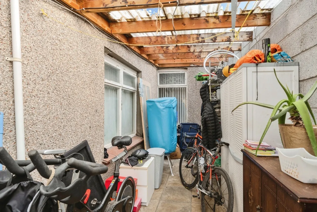 St. Teilo Street, Pontarddulais, SA4, photo 18