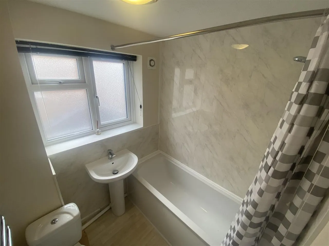 Condell Close Bridgwater, Somerset TA6 3TT, photo 6