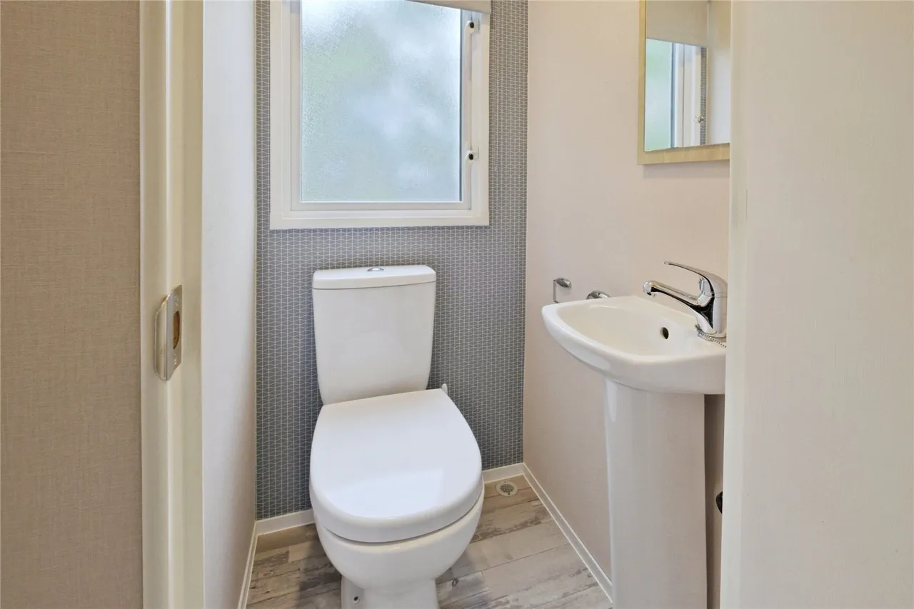 Arne View, Rockley Park, BH15, photo 11