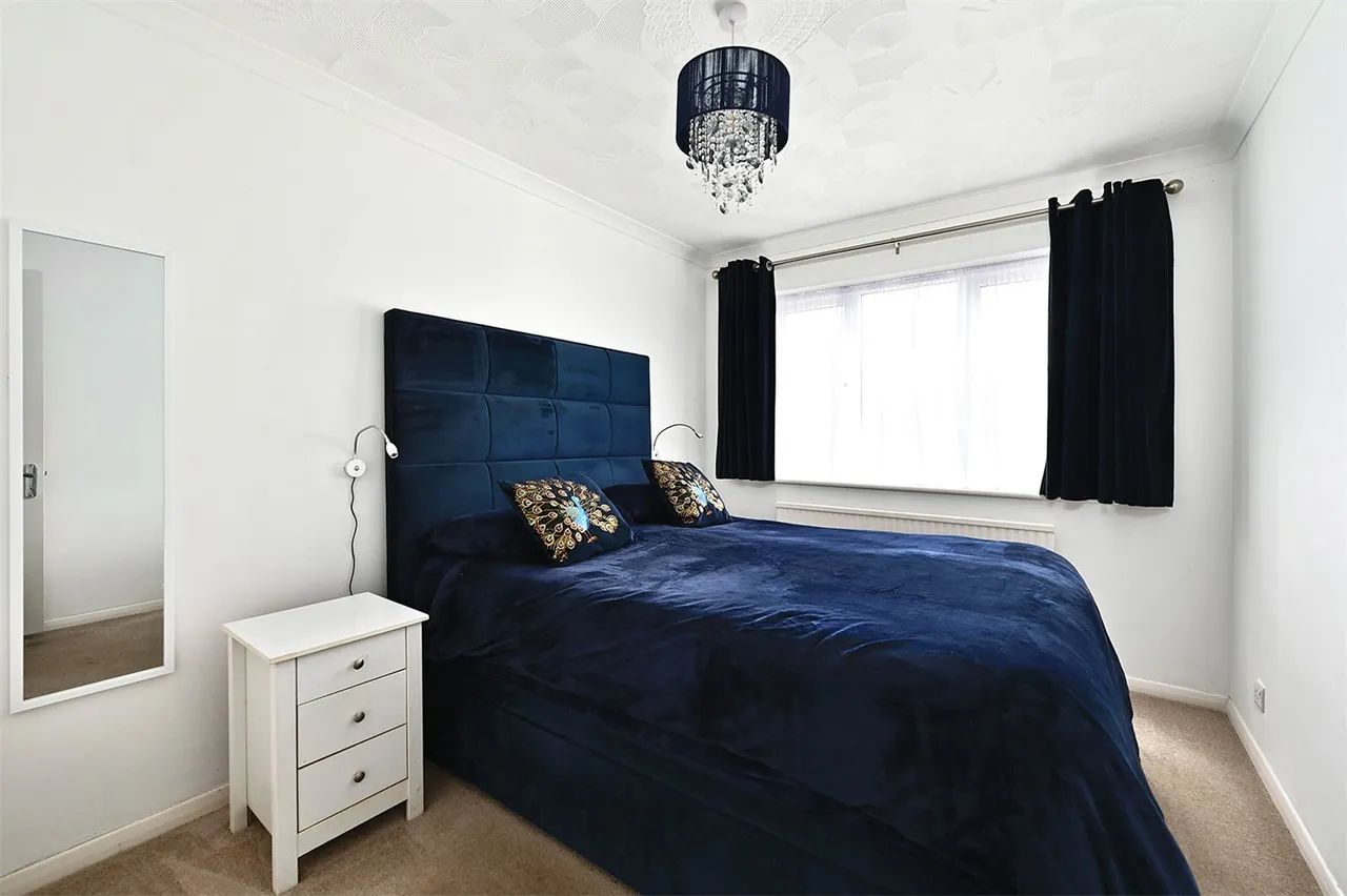 Reading Road South, Church Crookham, Fleet, Hampshire, GU52 6AL, photo 8