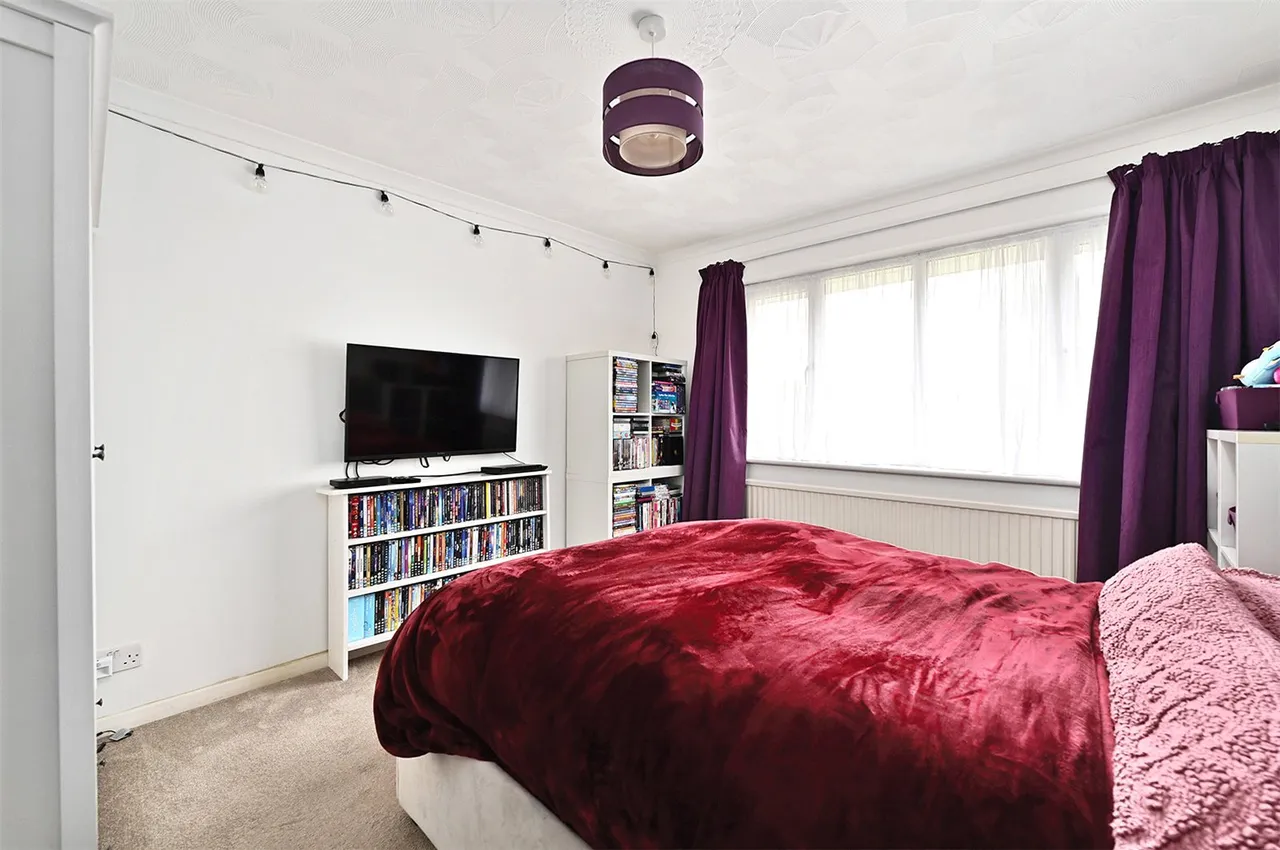 Reading Road South, Church Crookham, Fleet, Hampshire, GU52 6AL, photo 6