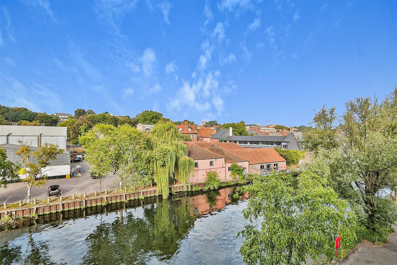 Wherry Road, Norwich, NR1, photo 14