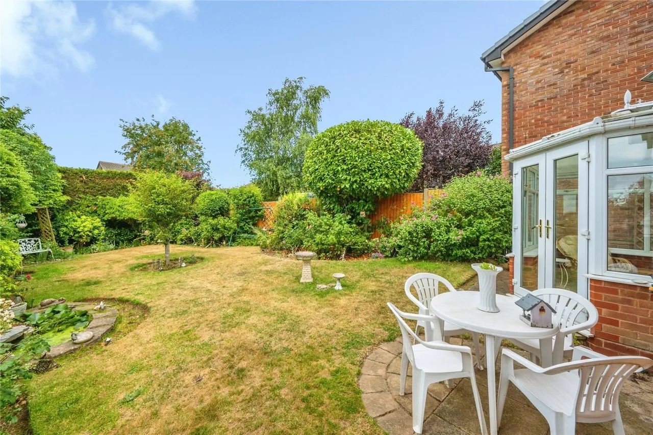 Broadlee, Wilnecote, Tamworth, Staffordshire, B77, photo 2