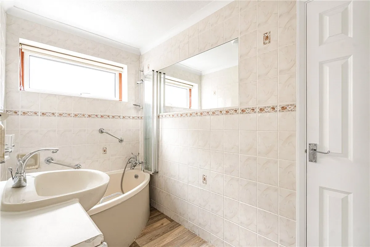 Lionel Close, Wendover, HP22, photo 12