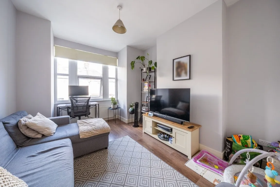 Kettering Street London SW16, photo 2