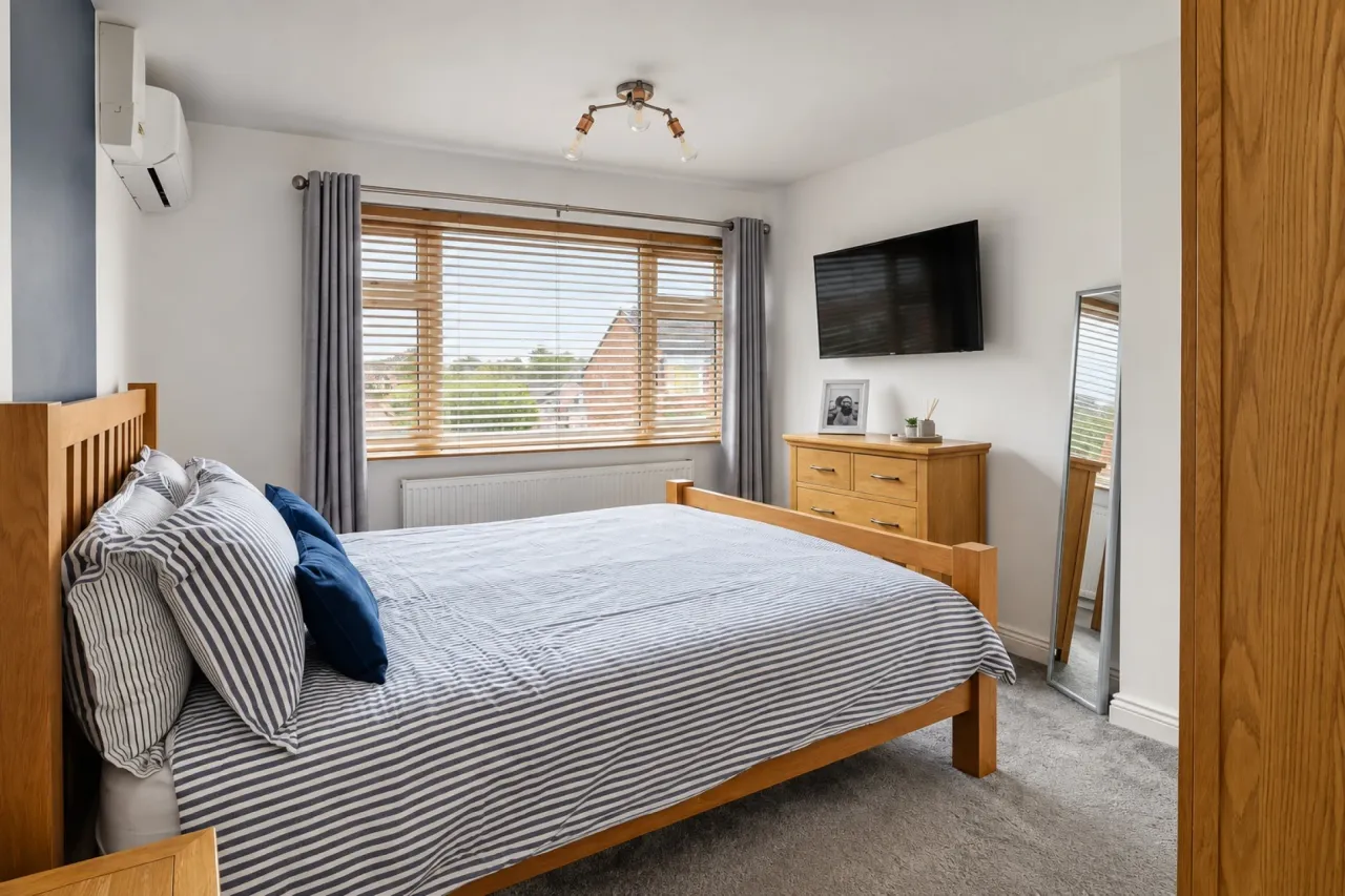 Bilton Way, Crewe, photo 10