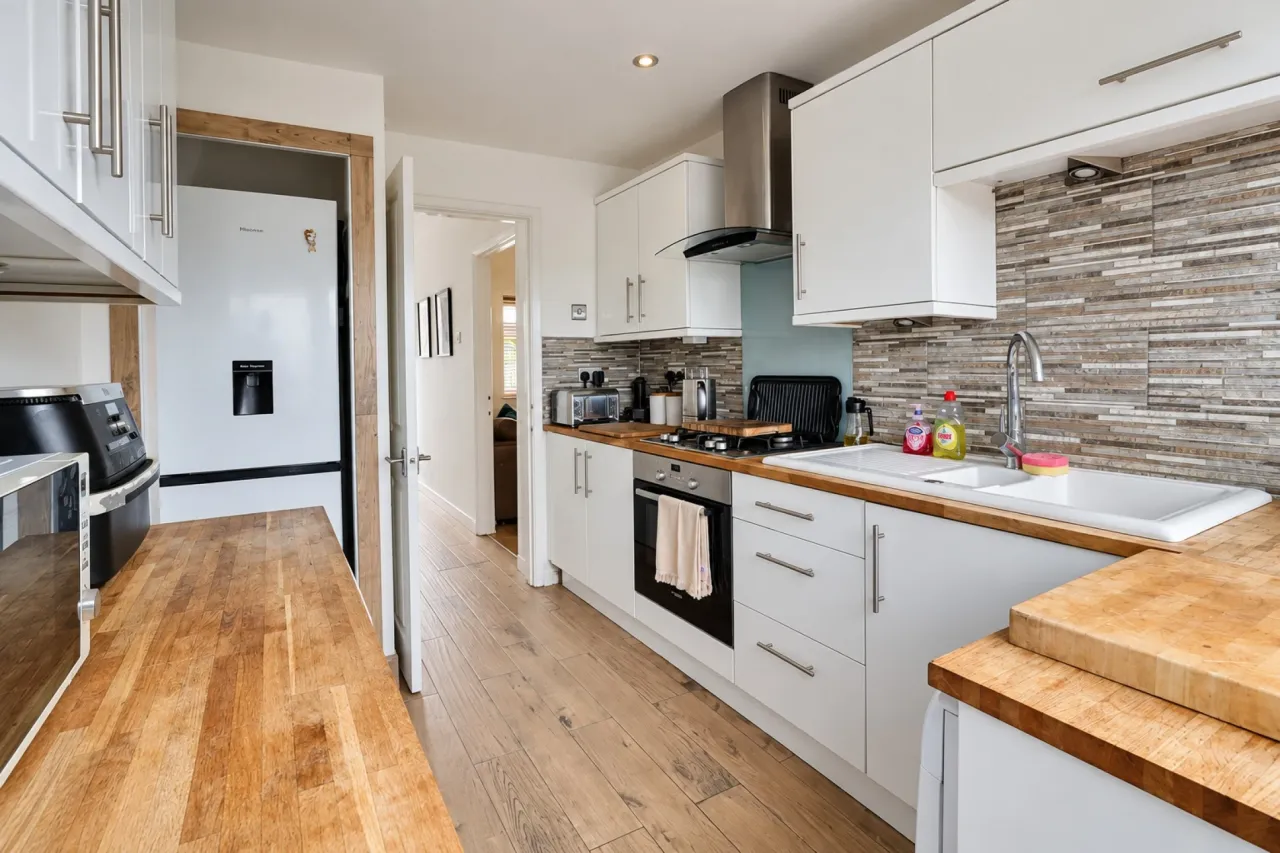 Bilton Way, Crewe, photo 8