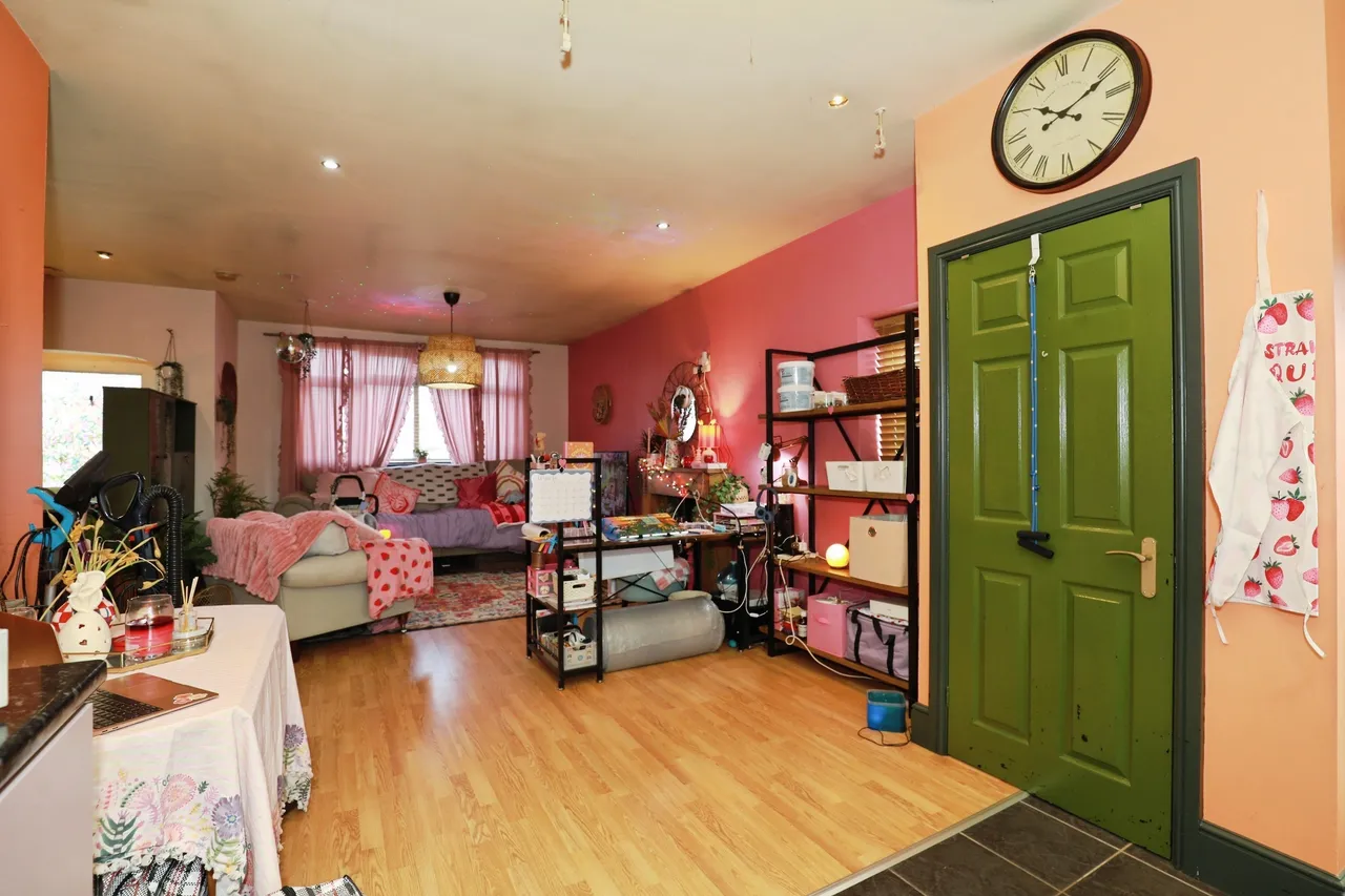 Bradwell Lane, Newcastle, ST5, photo 8