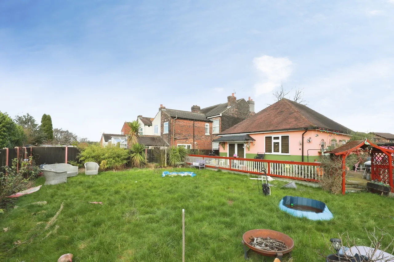 Bradwell Lane, Newcastle, ST5, photo 4