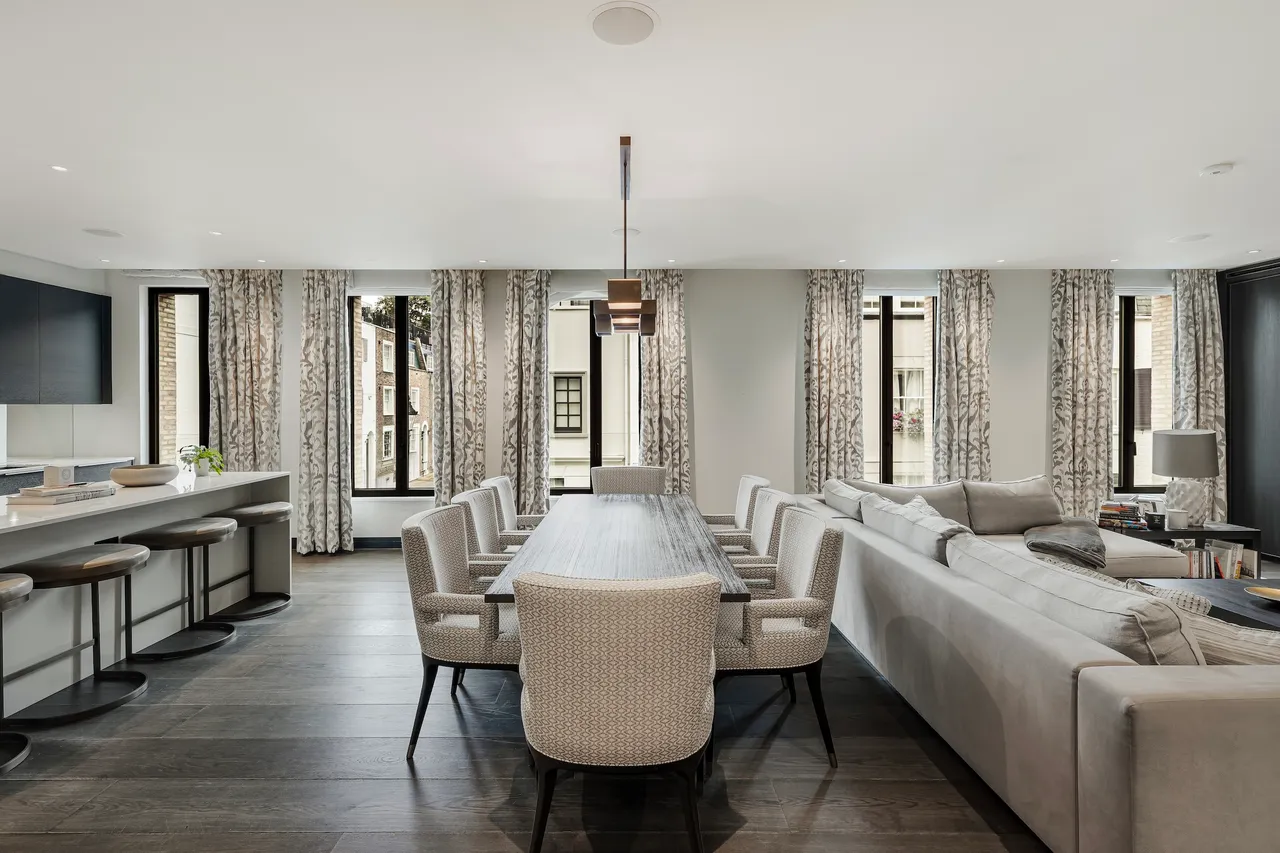Cheval Place, Knightsbridge, London, photo 3