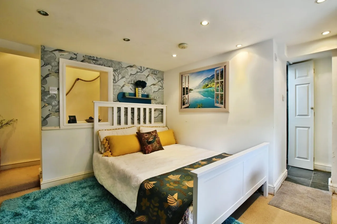 Orchard Road, Altrincham, WA15, photo 11