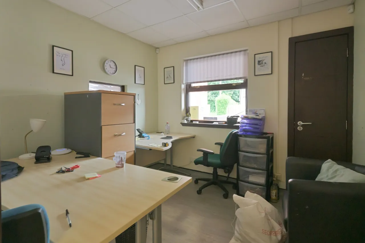 Dumbarton Road, Milton, Milton, G82 2UA, photo 10